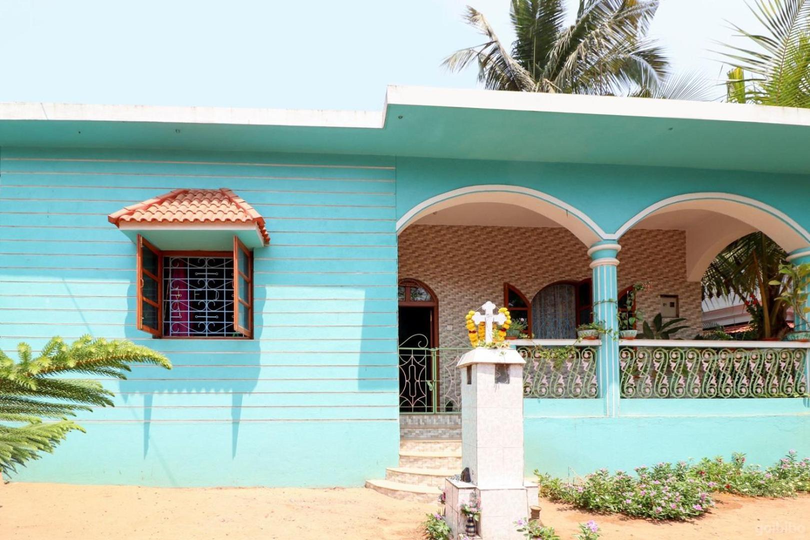 Fraddie Guest House Calangute Kültér fotó
